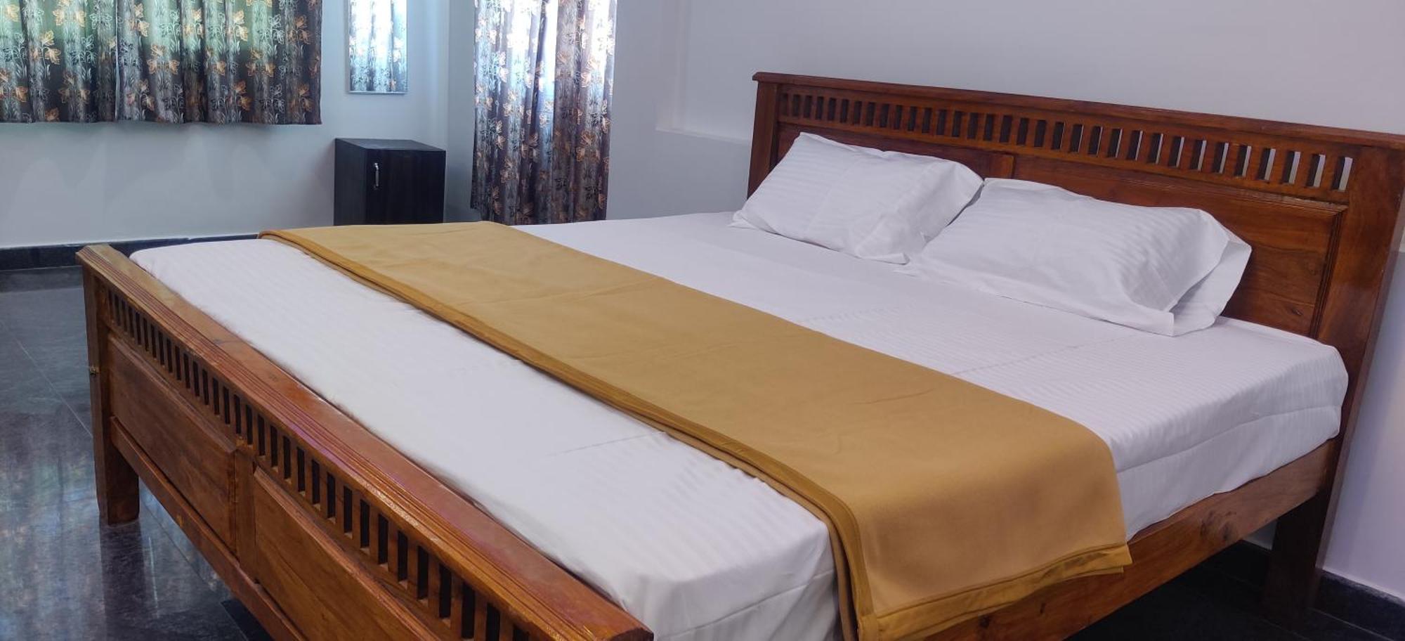 Tiruvannāmalai Aadhi Esha Residency酒店 外观 照片