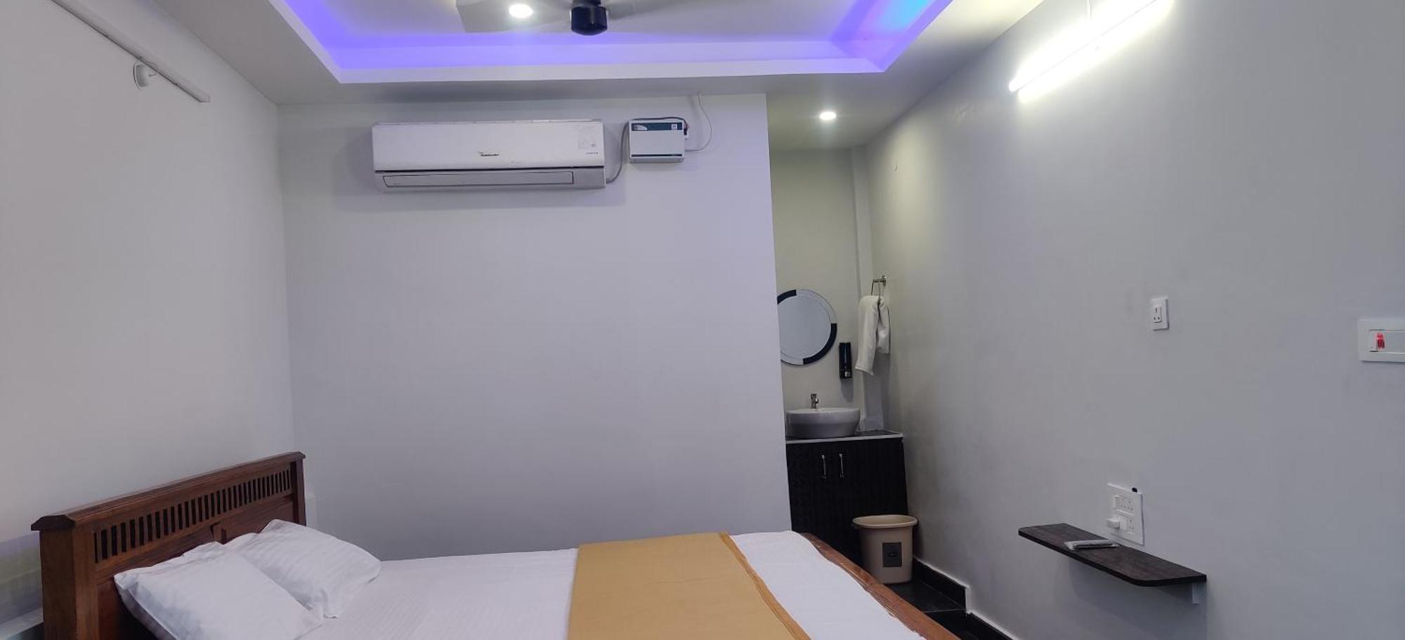 Tiruvannāmalai Aadhi Esha Residency酒店 外观 照片