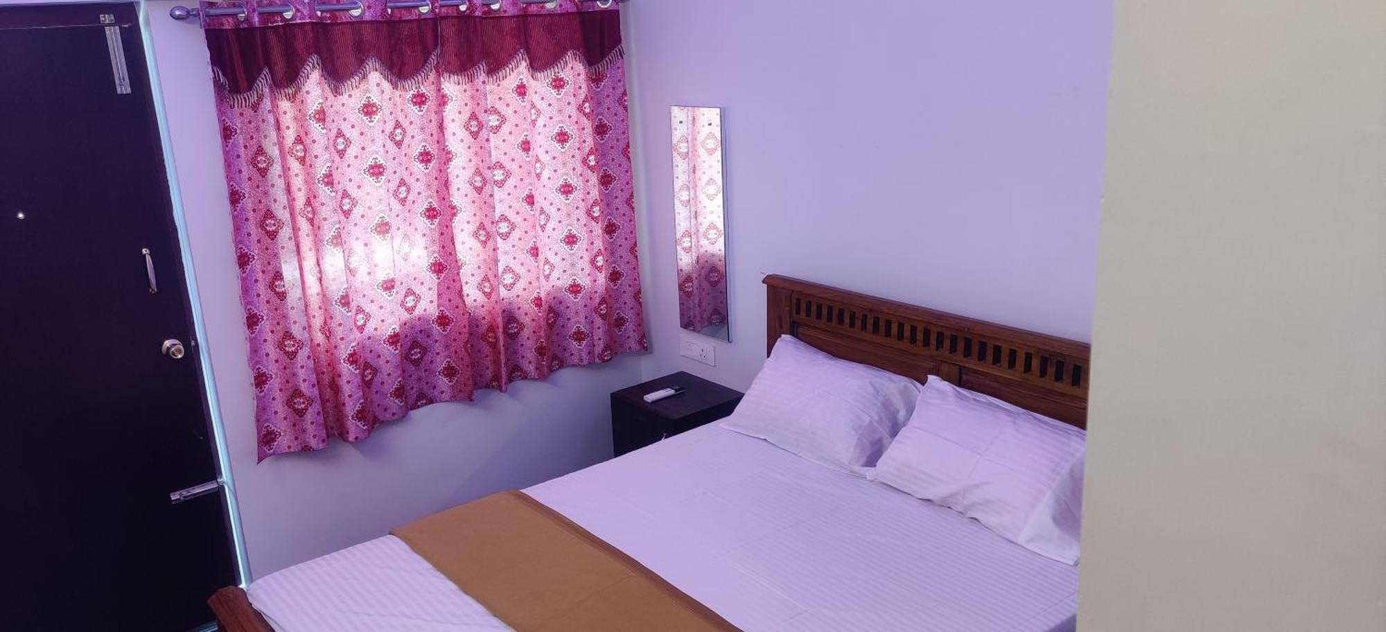 Tiruvannāmalai Aadhi Esha Residency酒店 外观 照片